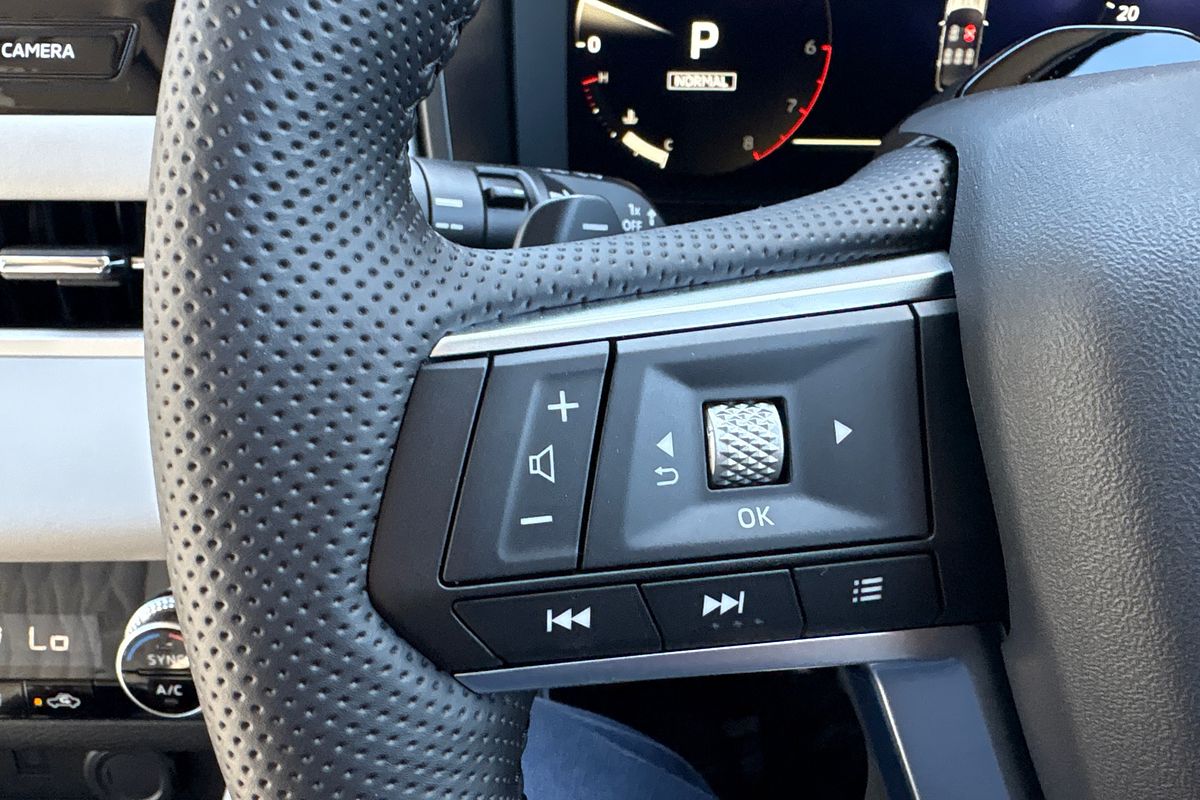 2025 Mitsubishi Outlander Exceed ZM
