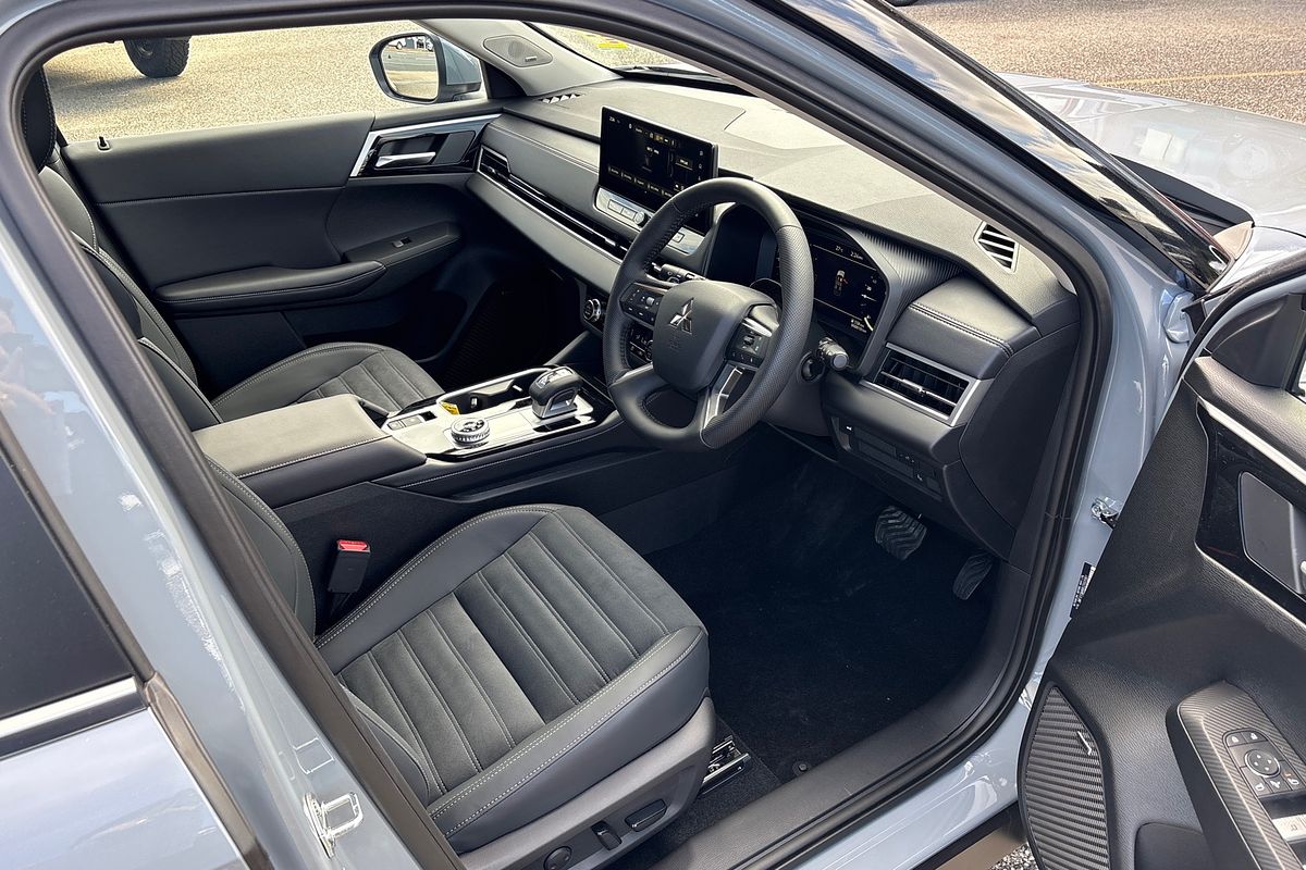 2025 Mitsubishi Outlander Aspire ZM