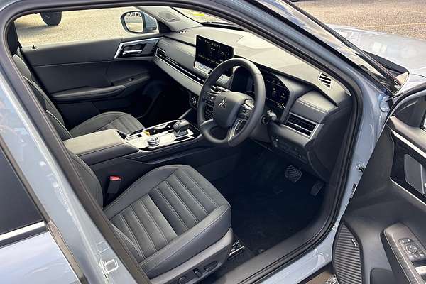 2025 Mitsubishi Outlander Aspire ZM