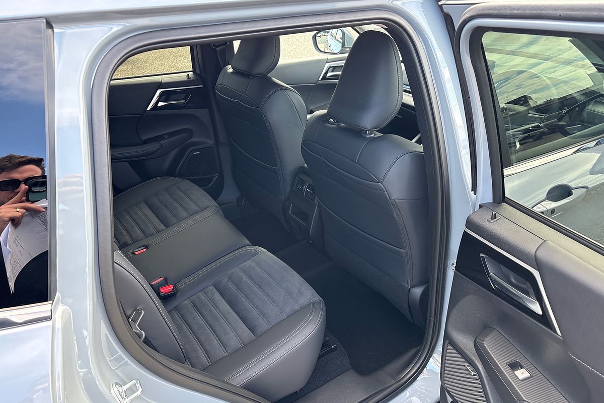 2025 Mitsubishi Outlander Aspire ZM