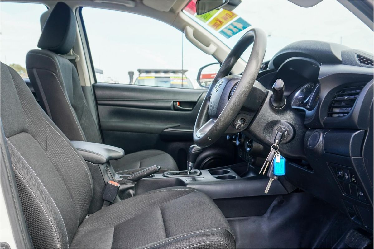 2021 Toyota Hilux SR GUN126R 4X4
