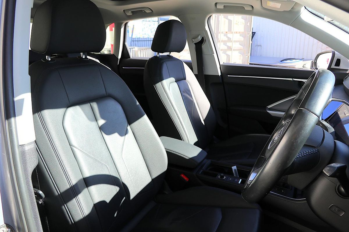 2020 Audi Q3 35 TFSI Launch Edition F3