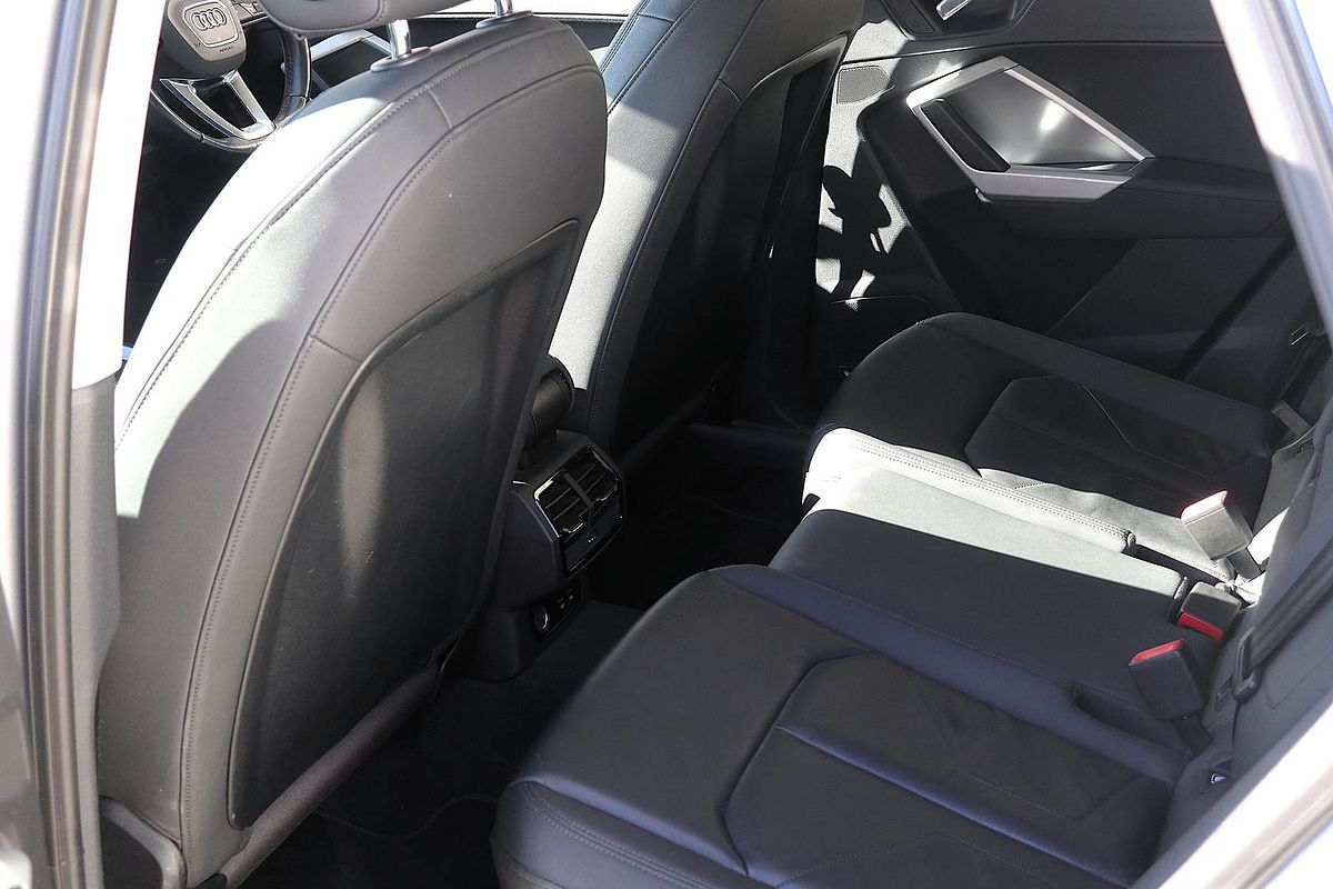 2020 Audi Q3 35 TFSI Launch Edition F3