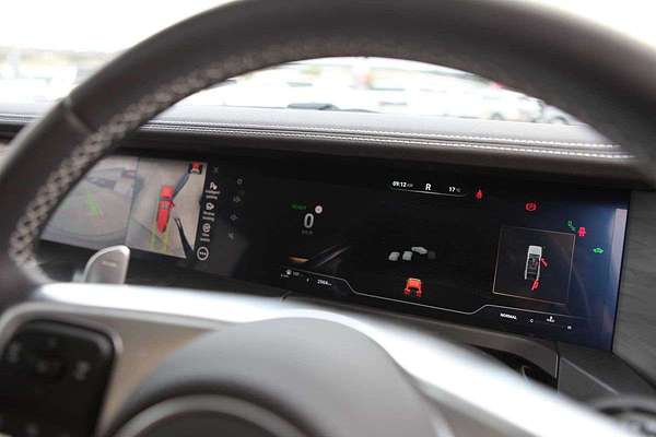 2025 GWM Tank 300 Ultra Hybrid P01