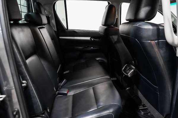 2021 Toyota Hilux SR5 GUN126R 4X4
