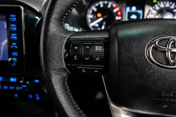 2021 Toyota Hilux SR5 GUN126R 4X4