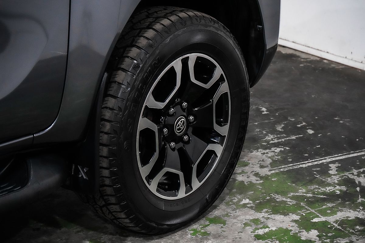 2021 Toyota Hilux SR5 GUN126R 4X4