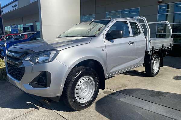 2025 Isuzu D-MAX SX 4X4