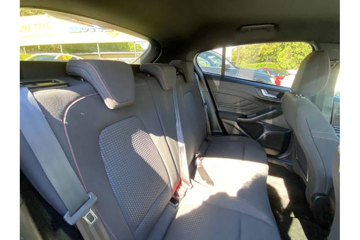 2020 Ford Focus ST-Line SA