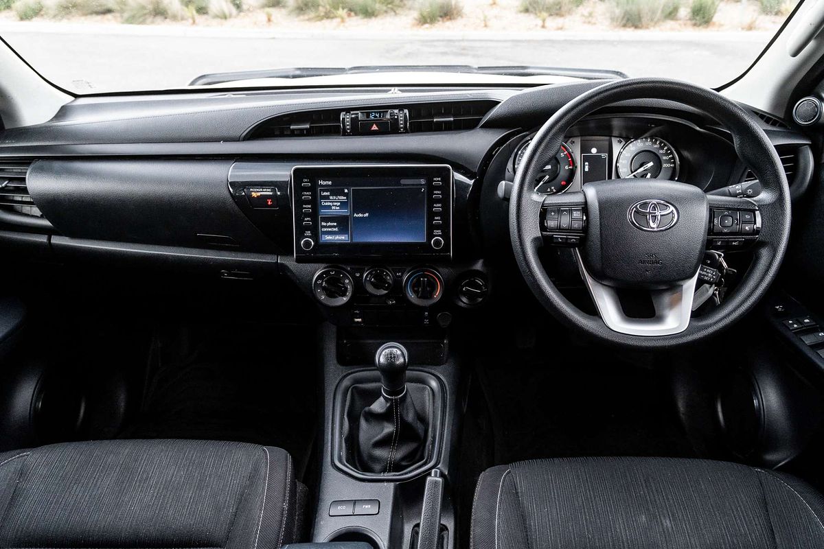 2023 Toyota Hilux SR GUN126R