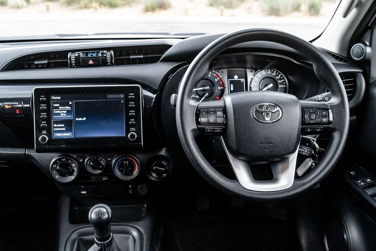 2023 Toyota Hilux SR GUN126R