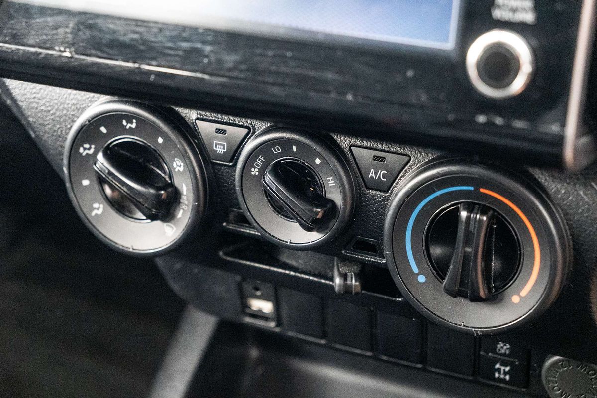 2023 Toyota Hilux SR GUN126R