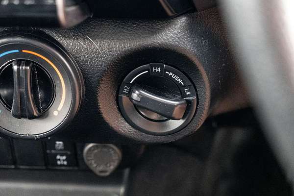 2023 Toyota Hilux SR GUN126R