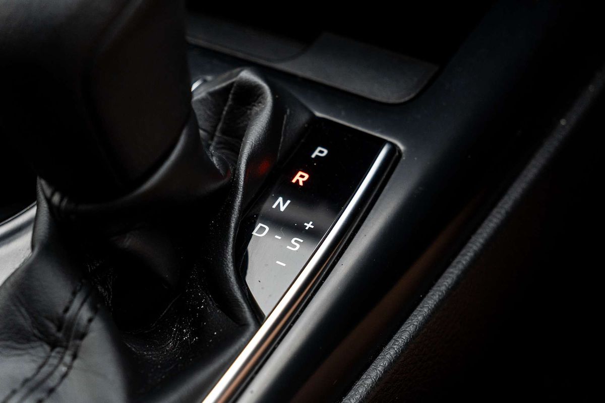 2020 Toyota Camry Ascent AXVH71R