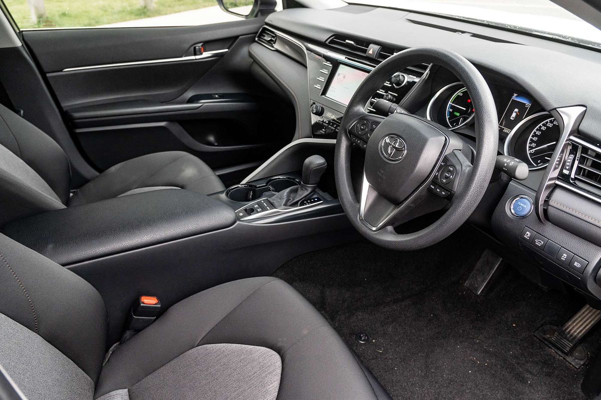 2020 Toyota Camry Ascent AXVH71R