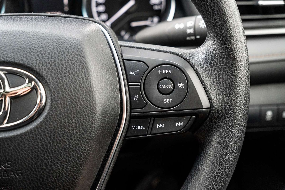 2020 Toyota Camry Ascent AXVH71R