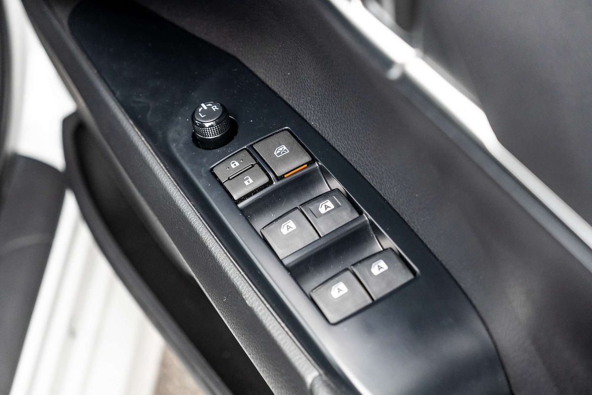 2020 Toyota Camry Ascent AXVH71R