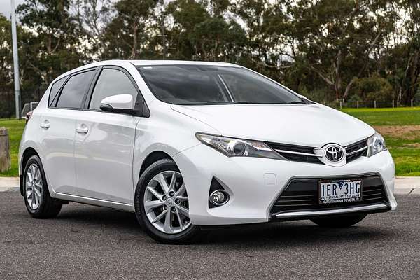 2015 Toyota Corolla Ascent Sport ZRE182R