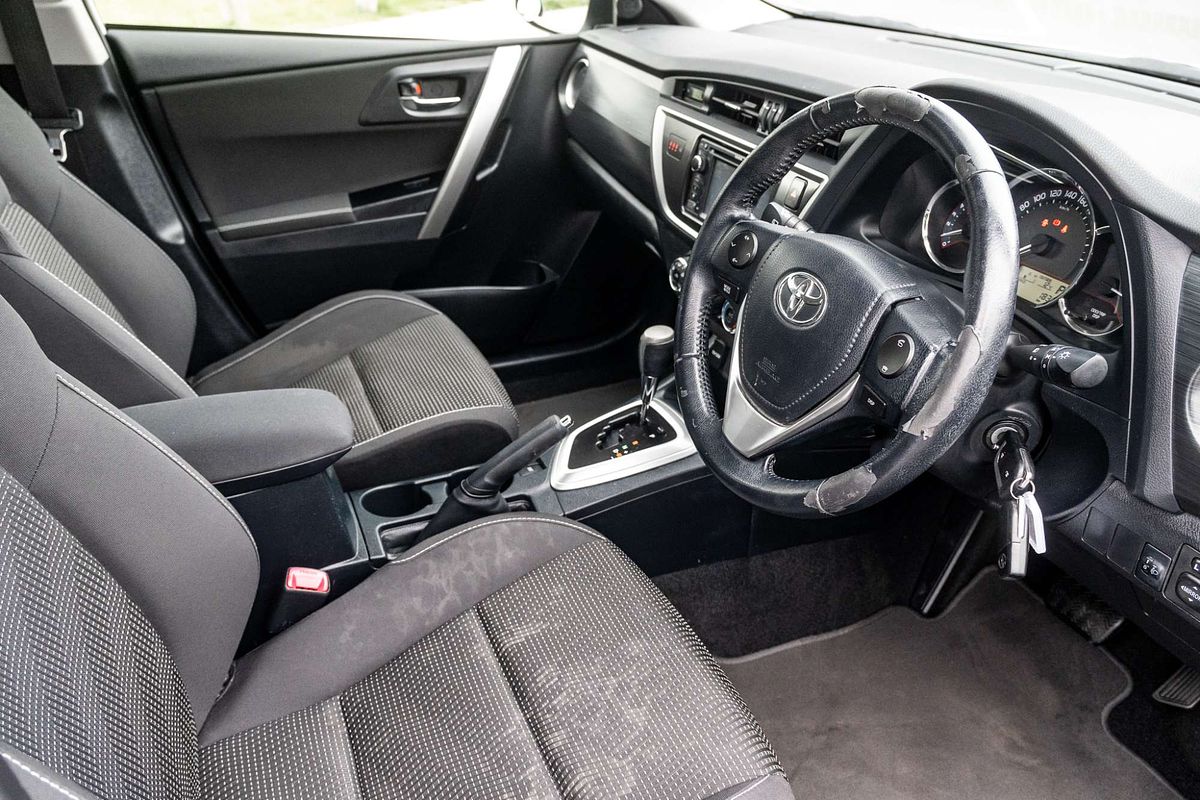 2015 Toyota Corolla Ascent Sport ZRE182R
