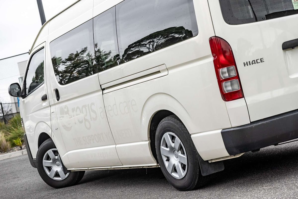 2017 Toyota Hiace COMMUTER KDH223R MY16