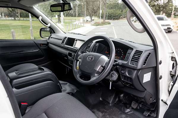 2017 Toyota Hiace COMMUTER KDH223R MY16