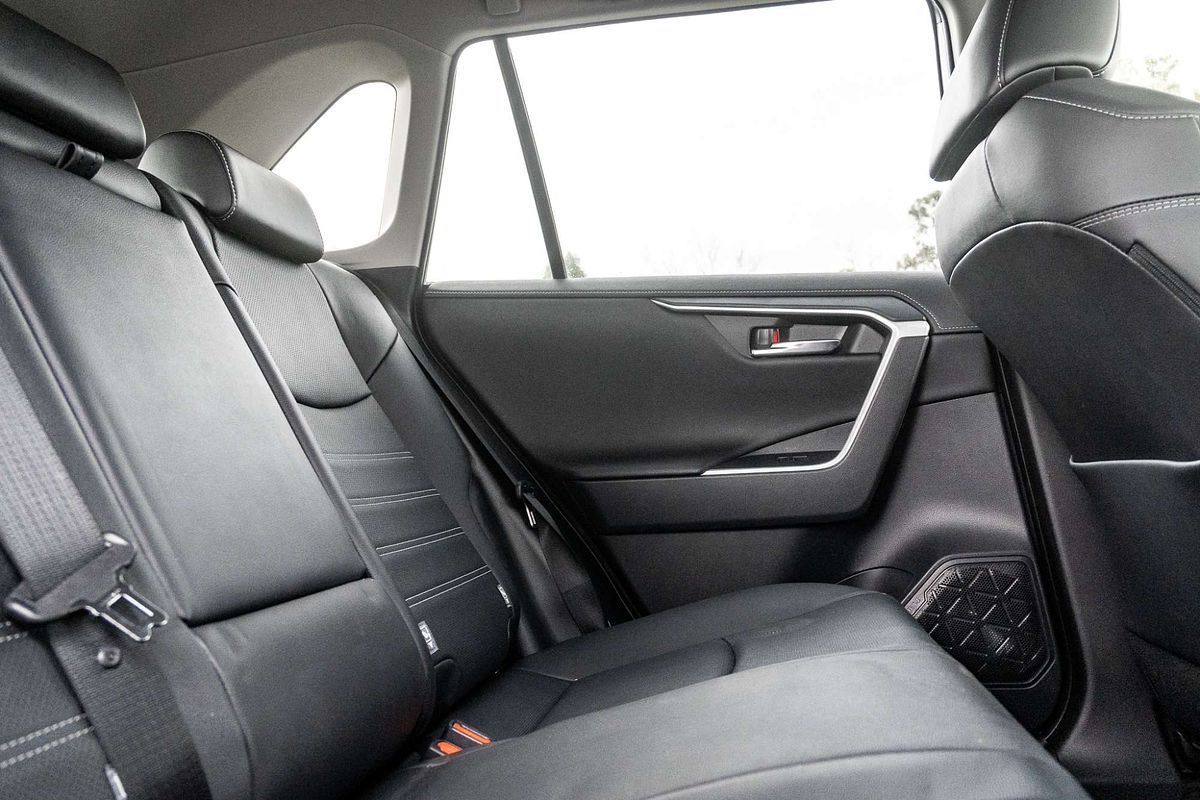 2024 Toyota RAV4 Cruiser AXAH52R
