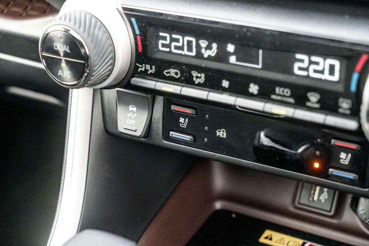 2024 Toyota RAV4 Cruiser AXAH52R