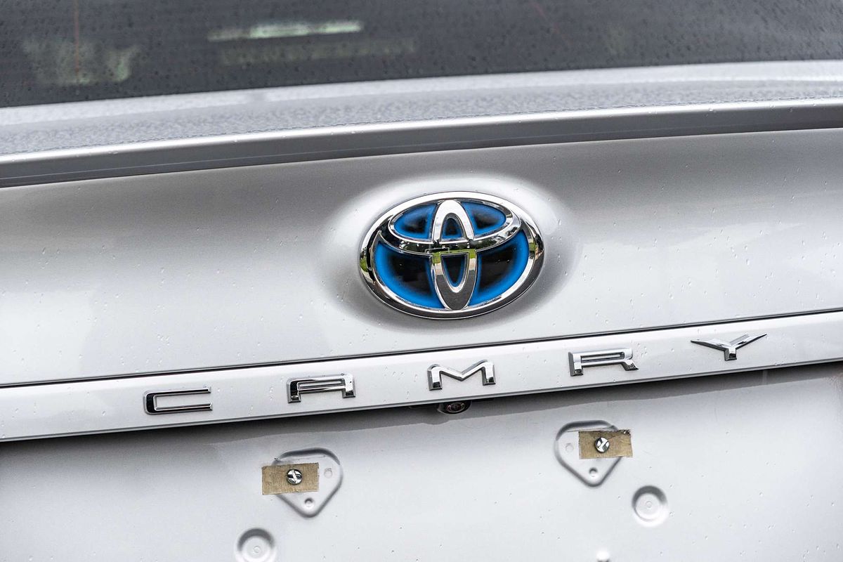 2021 Toyota Camry SL AXVH70R