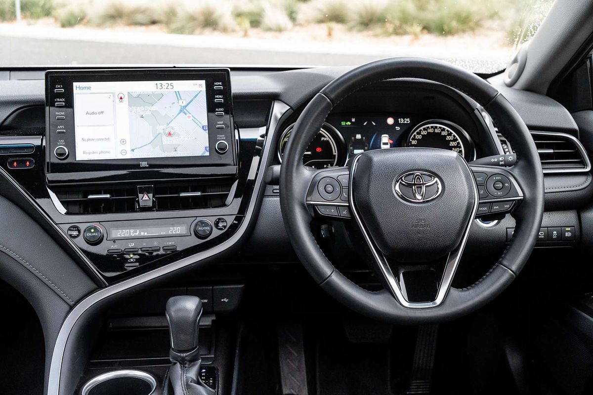 2021 Toyota Camry SL AXVH70R