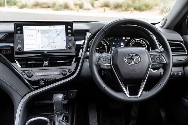 2021 Toyota Camry SL AXVH70R