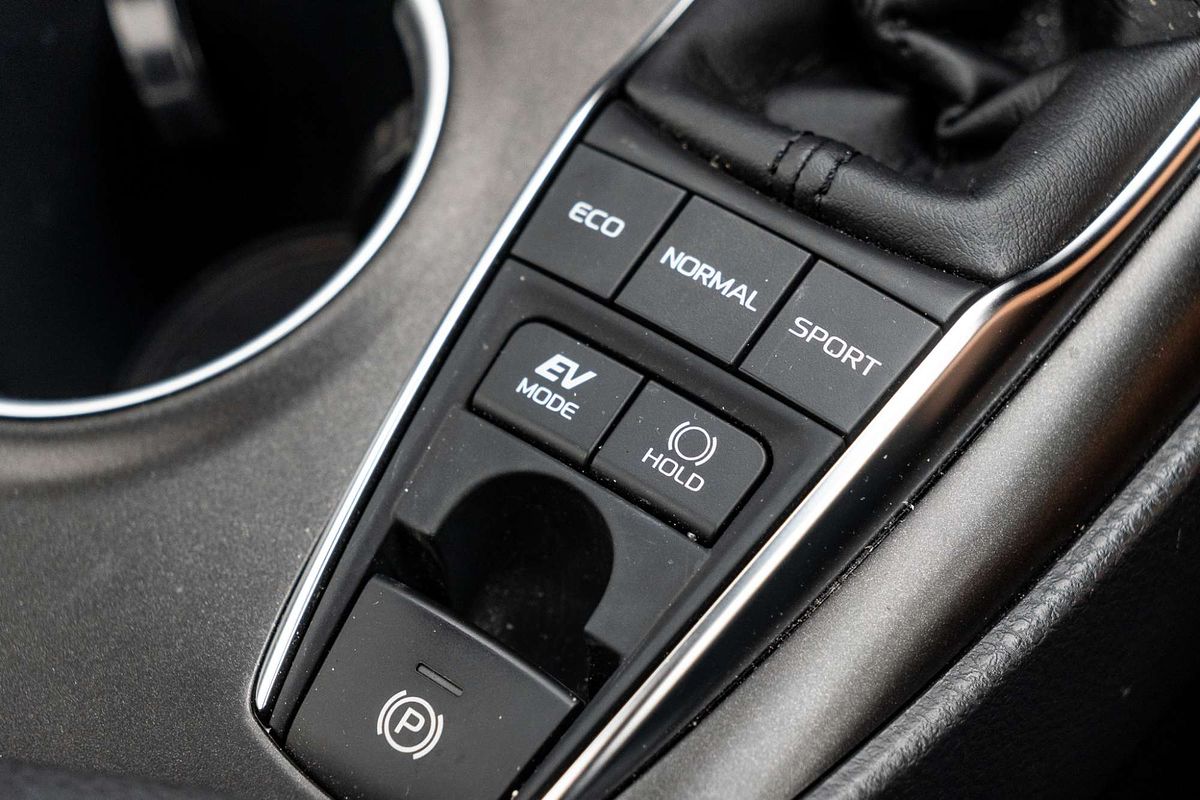 2021 Toyota Camry SL AXVH70R