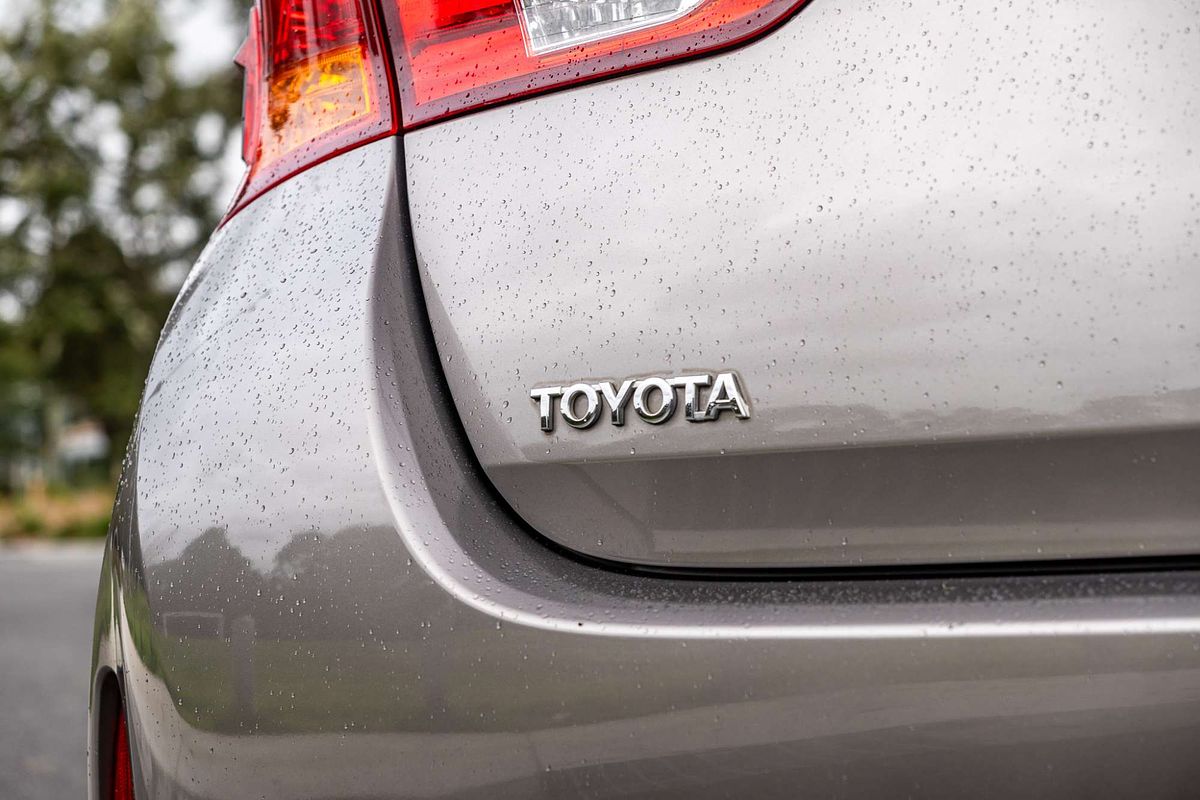 2014 Toyota Corolla Ascent Sport ZRE182R