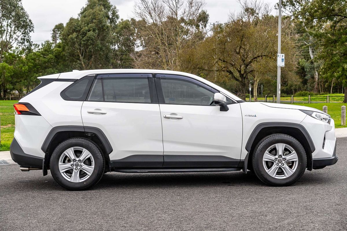 2020 Toyota RAV4 GX AXAH54R