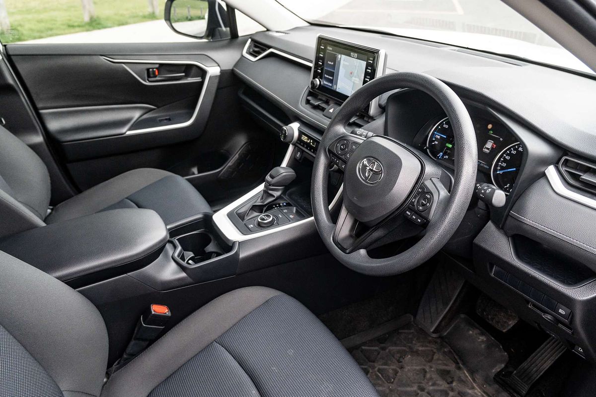 2020 Toyota RAV4 GX AXAH54R