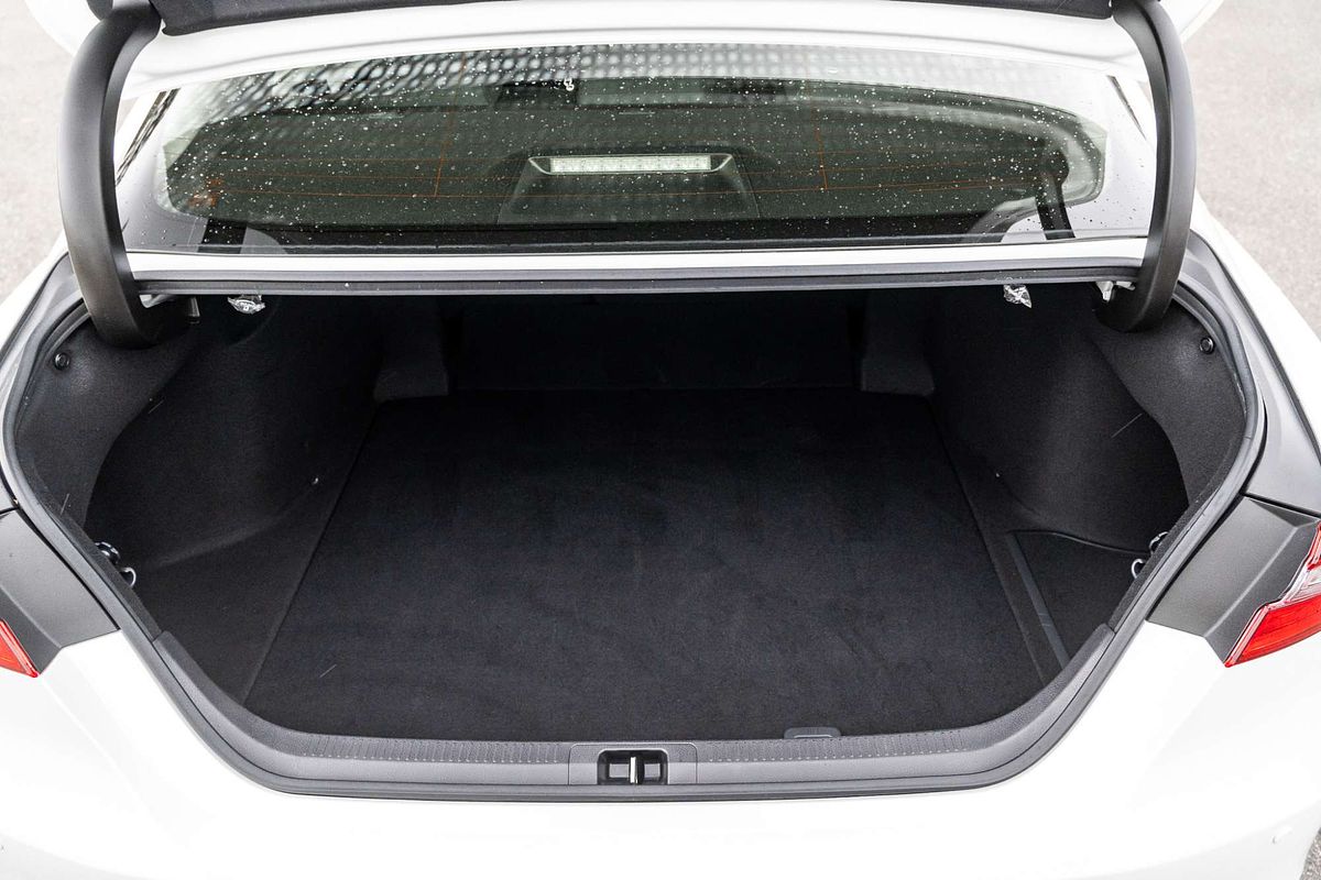 2022 Toyota Camry Ascent AXVH70R