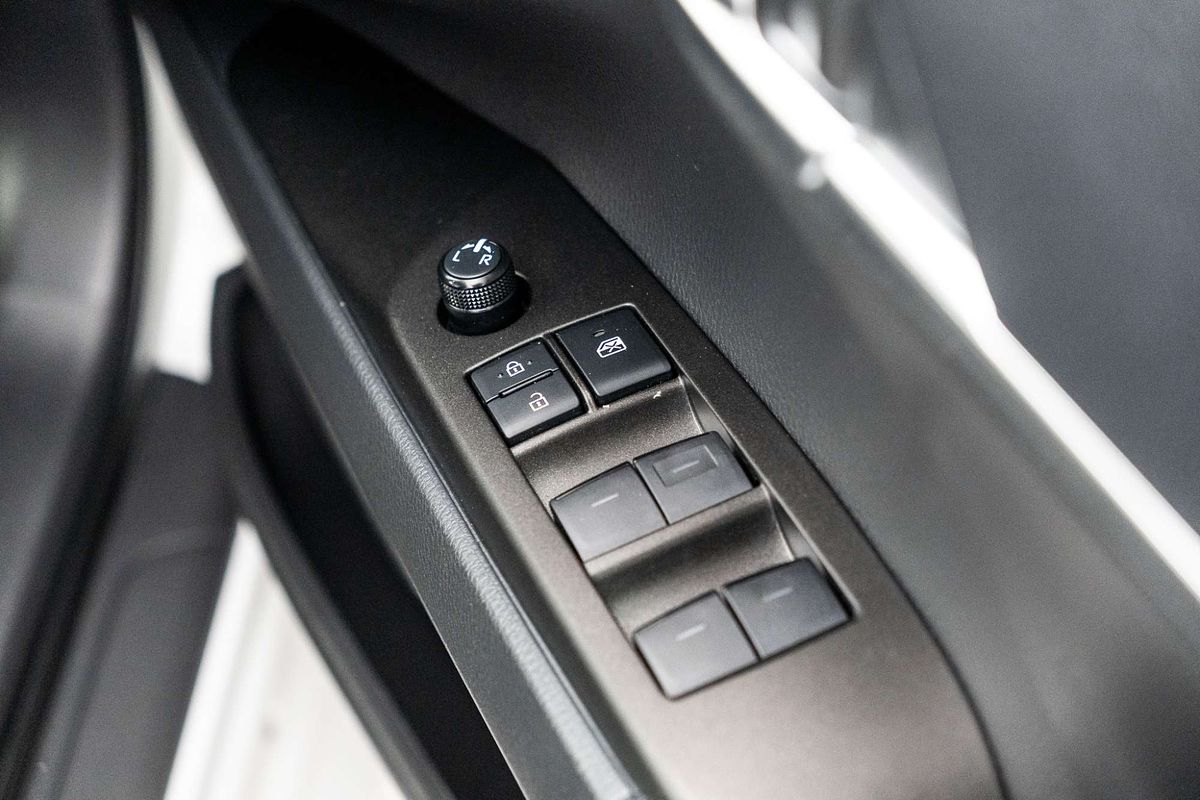 2022 Toyota Camry Ascent AXVH70R