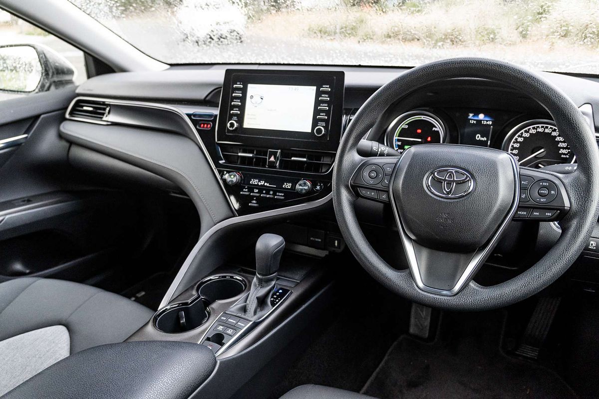 2021 Toyota Camry Ascent AXVH70R