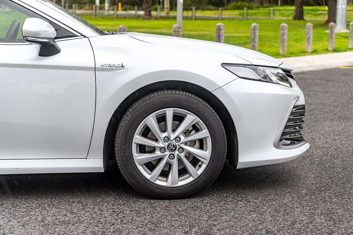2021 Toyota Camry Ascent AXVH70R