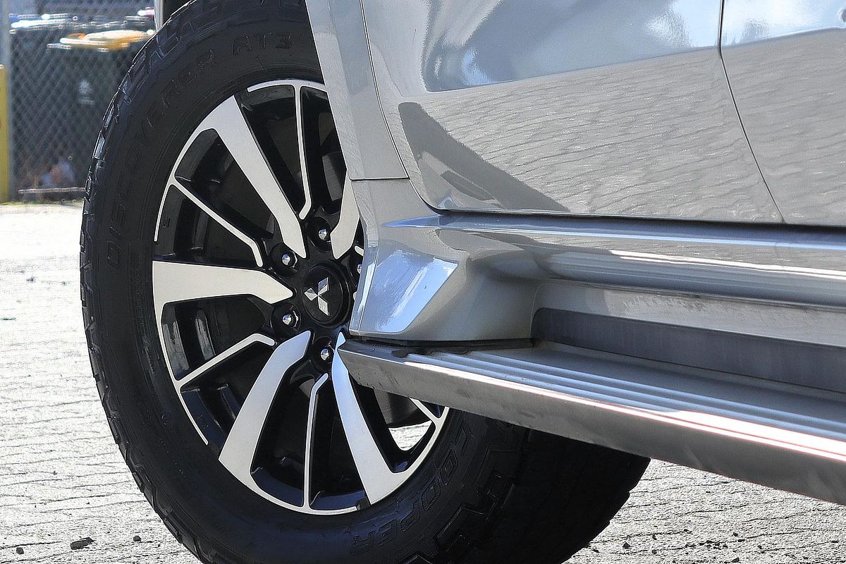 2016 Mitsubishi Pajero Sport Exceed QE