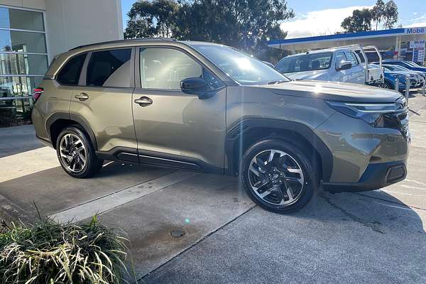 2025 Subaru Forester Touring S6