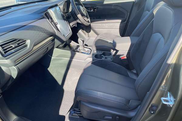 2025 Subaru Forester Touring S6