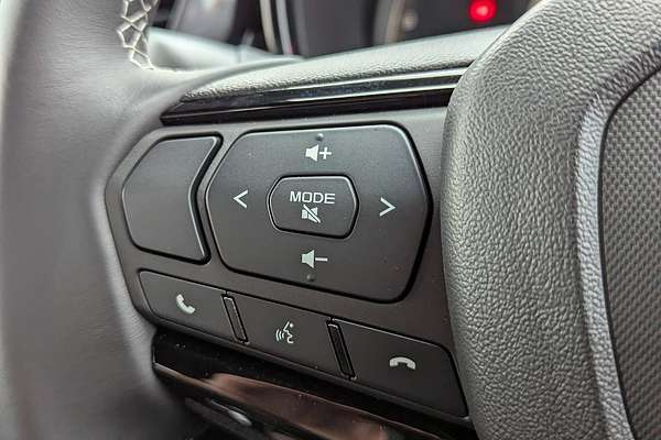 2025 Isuzu D-MAX BLADE 4X4