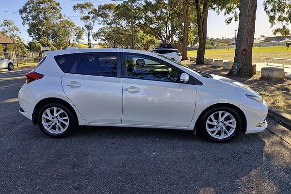 2016 Toyota Corolla Ascent Sport ZRE182R