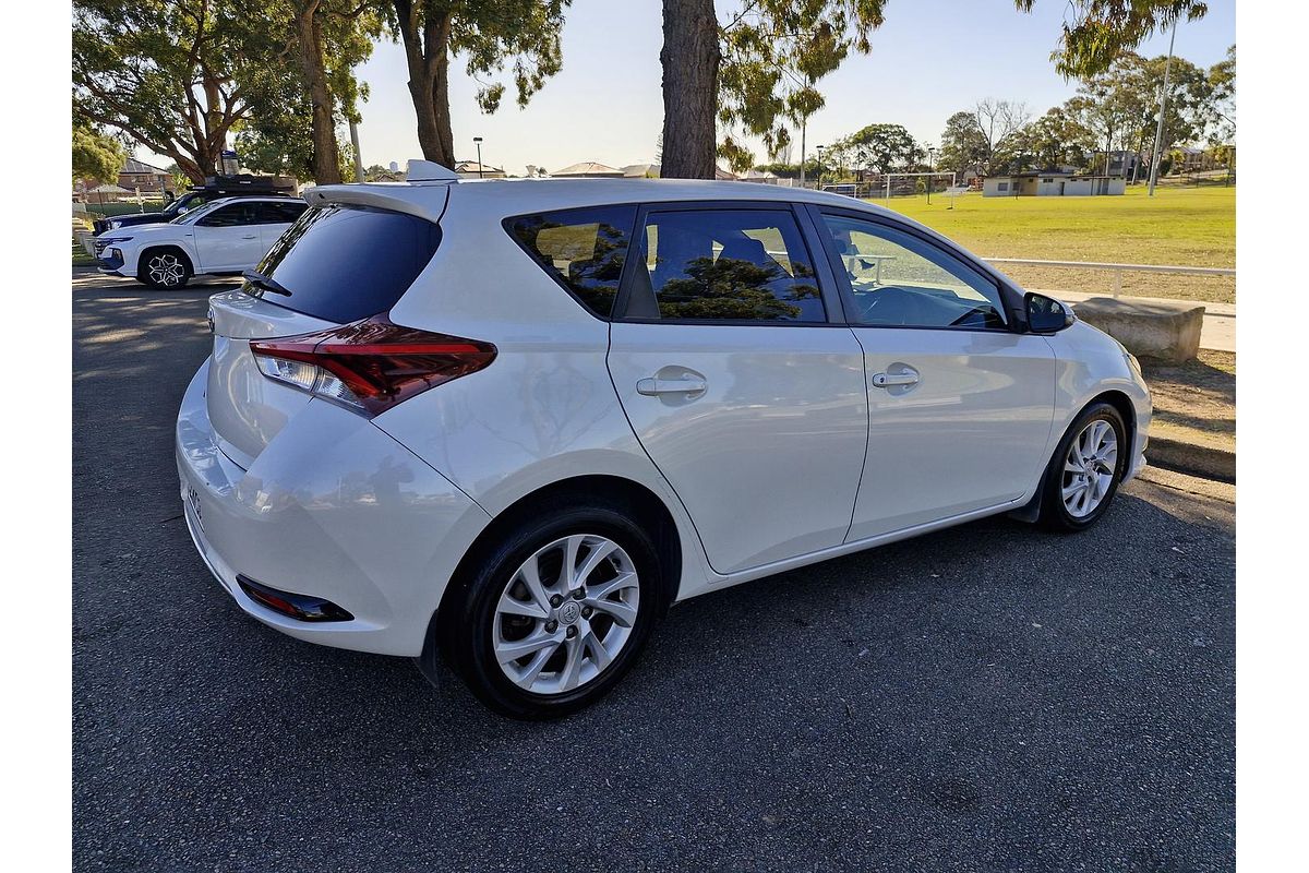 2016 Toyota Corolla Ascent Sport ZRE182R