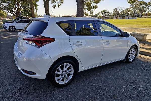 2016 Toyota Corolla Ascent Sport ZRE182R