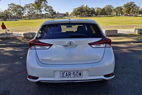 2016 Toyota Corolla Ascent Sport ZRE182R