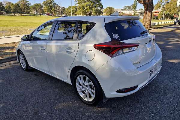 2016 Toyota Corolla Ascent Sport ZRE182R