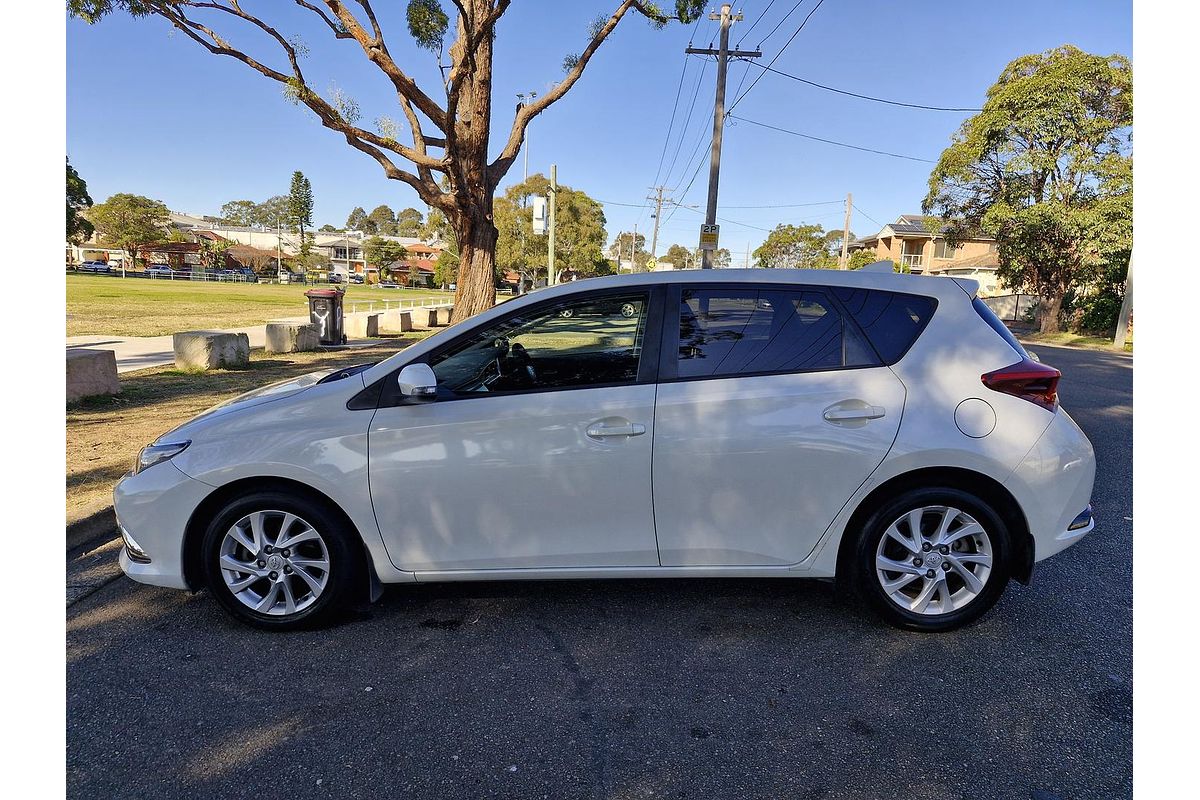 2016 Toyota Corolla Ascent Sport ZRE182R