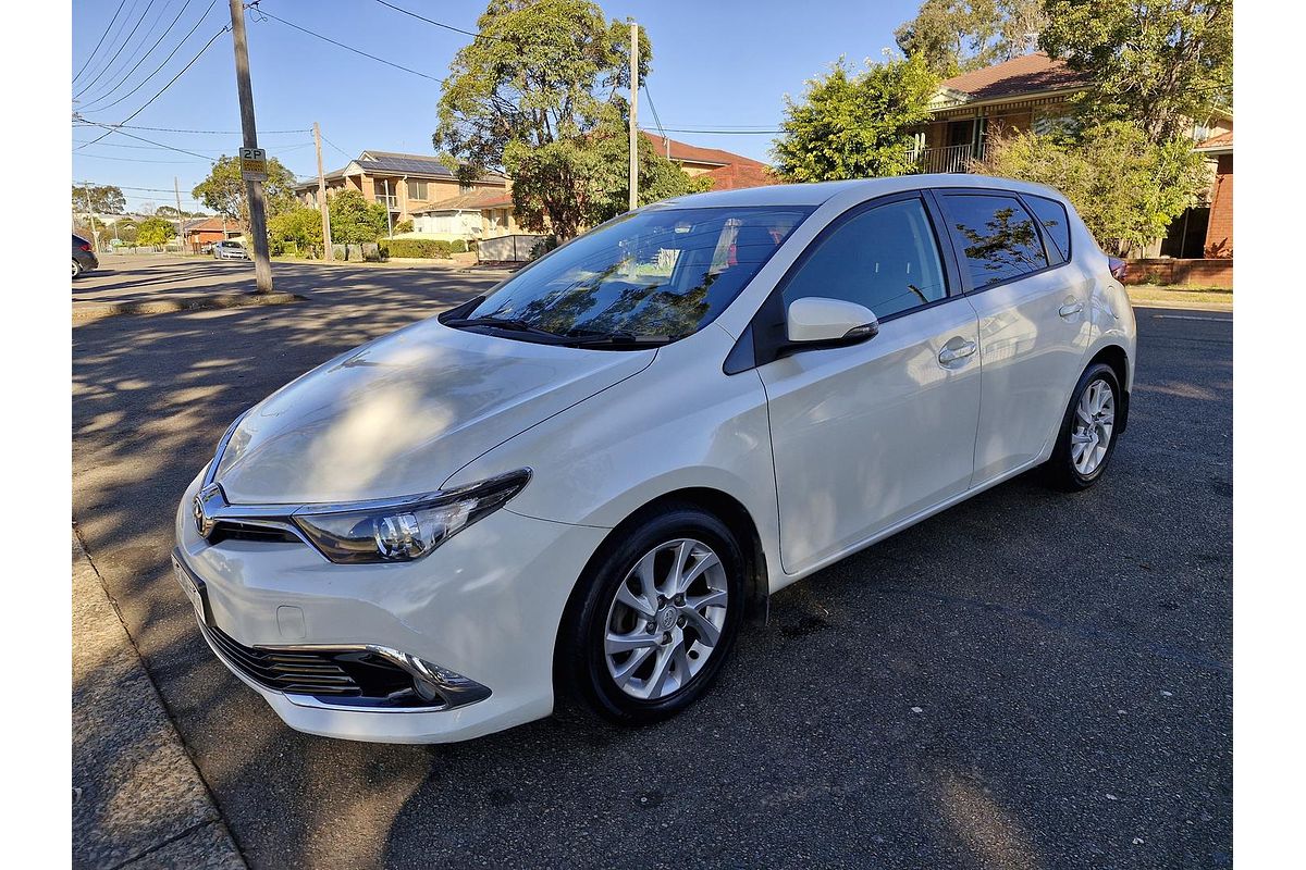 2016 Toyota Corolla Ascent Sport ZRE182R