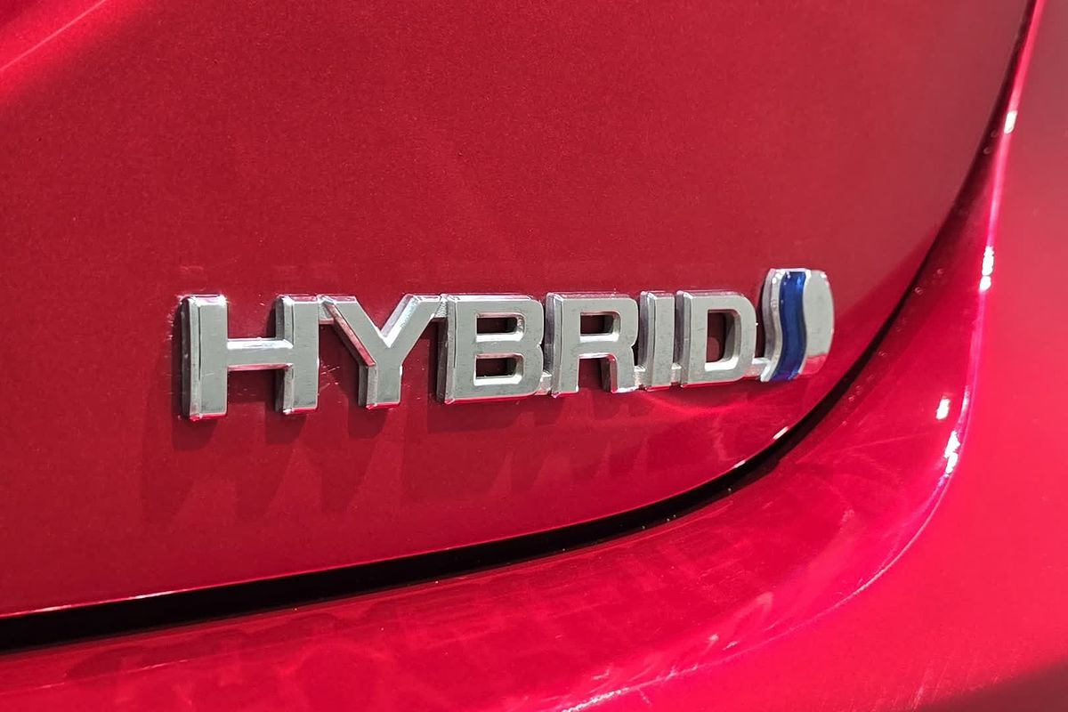 2023 Toyota Camry Ascent AXVH70R